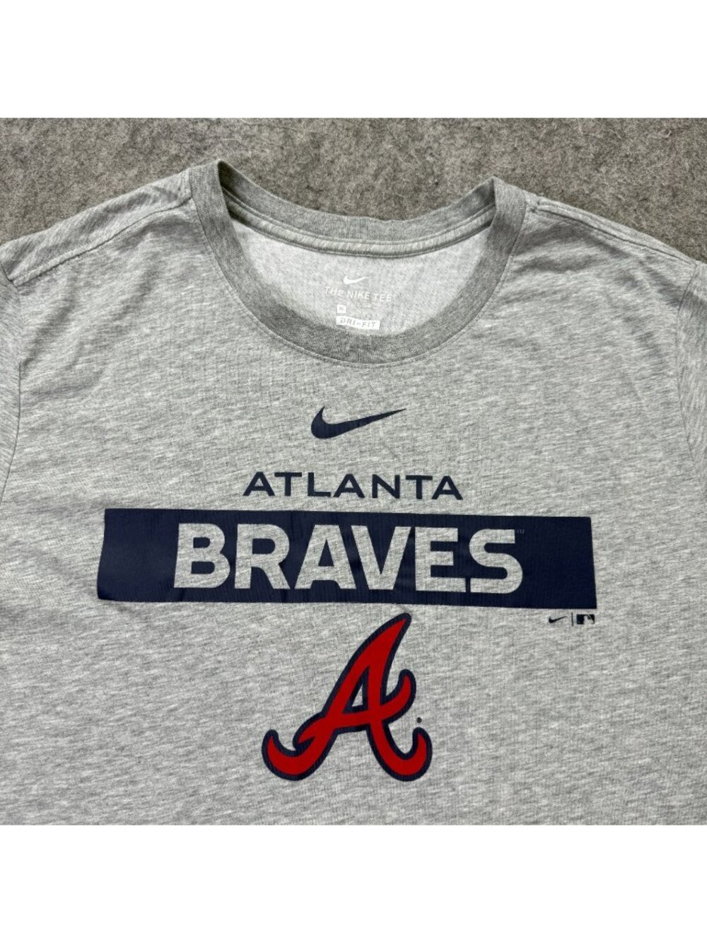 Atlanta Braves Nike Shirt Men XL Gray Performance Short Sleeve DRI-FIT *STAINS